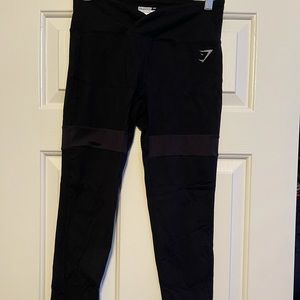 Nikki Blackketter black leggings season 1